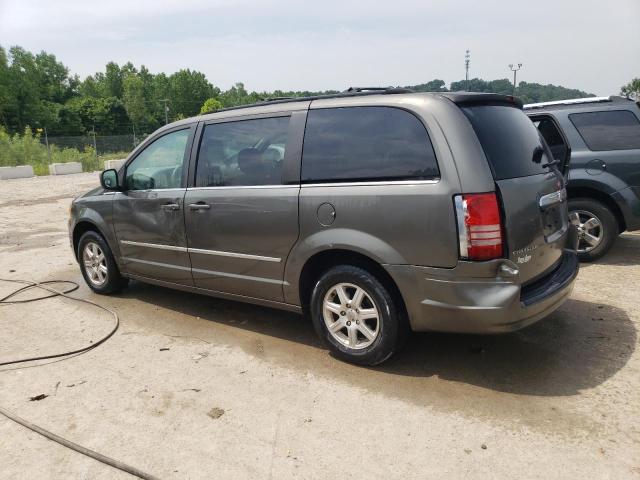 Photo 2 from auction – 2010 CHRYSLER TOWN & COU with VIN 2A4RR5D12AR217788