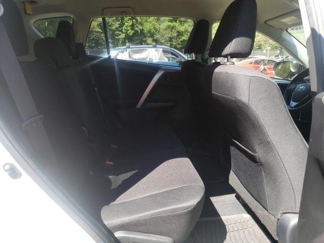 Photo 11 from auction – 2016 TOYOTA RAV4 LE with VIN JTMZFREV2GJ075527