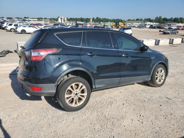 Photo 3 from auction – 2017 FORD ESCAPE SE with VIN 1FMCU0G92HUB46339