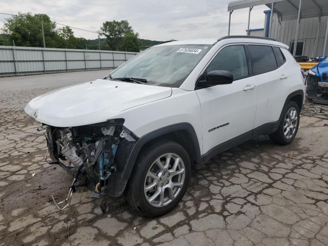 JEEP COMPASS LA 2022 with VIN 3C4NJDFB6NT212639 - Photo from auction