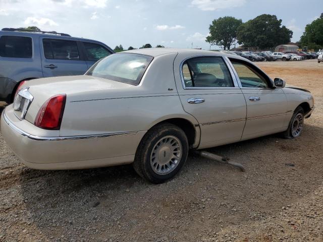 Photo 3 from auction – 2002 LINCOLN TOWN CAR C with VIN 1LNHM83WX2Y647124