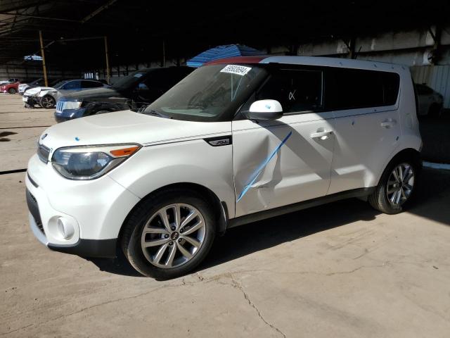 KIA SOUL + 2018 مع رقم تعريف المركبة KNDJP3A59J7600942 - صورة من المزاد