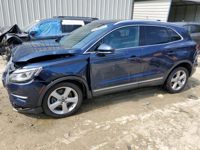 Photo 1 from auction – 2017 LINCOLN MKC PREMIE with VIN 5LMCJ1C90HUL15517
