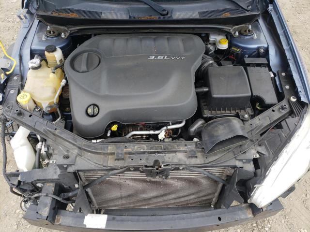 Photo 11 from auction – 2011 CHRYSLER 200 LIMITE with VIN 1C3BC2FG2BN596755