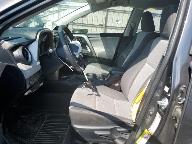 Photo 7 from auction – 2014 TOYOTA RAV4 LE with VIN JTMZFREV1EJ012710