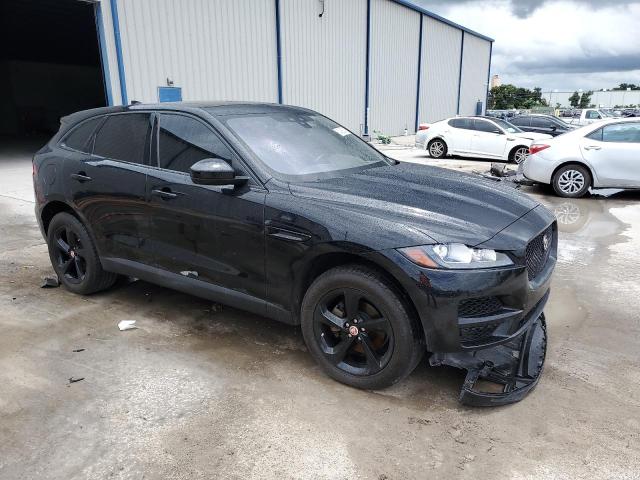 Photo 4 from auction – 2017 JAGUAR F-PACE PRE with VIN SADCJ2BN6HA087007