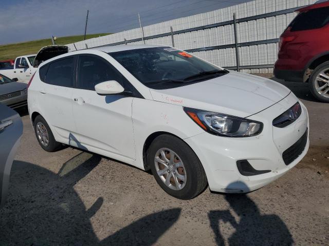 Photo 4 from auction – 2014 HYUNDAI ACCENT GLS with VIN KMHCT5AE5EU152072