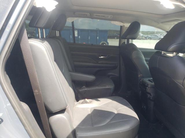 Photo 11 from auction – 2024 TOYOTA GRAND HIGH with VIN 5TDAAAA55RS009594