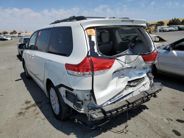 Photo 2 from auction – 2014 TOYOTA SIENNA XLE with VIN 5TDDK3DC2ES092704