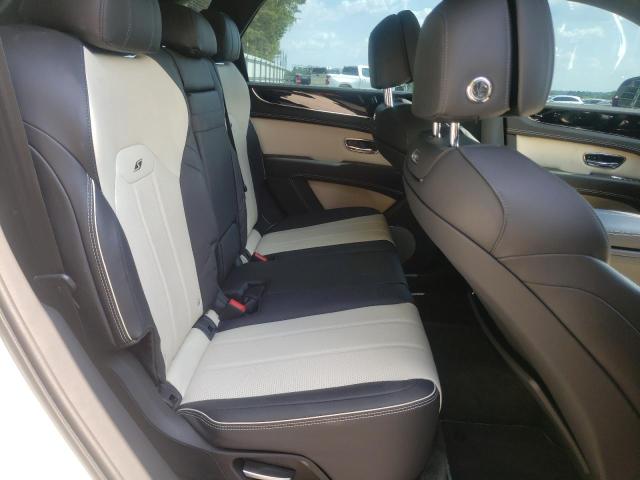 Photo 11 from auction – 2022 BENTLEY BENTAYGA with VIN SJAAM2ZV5NC012011