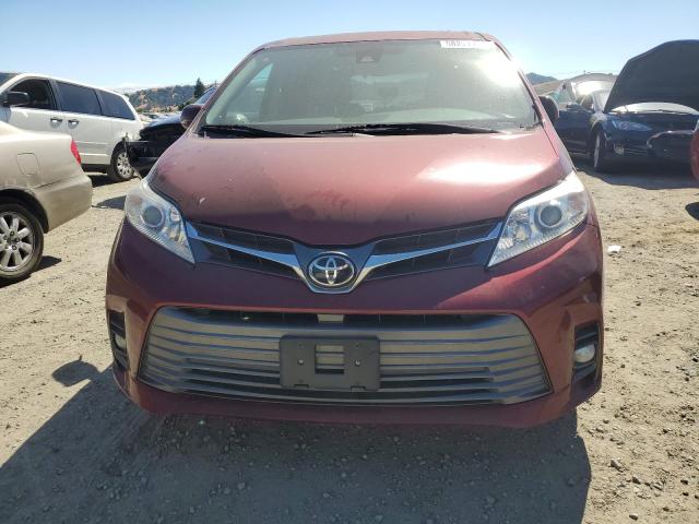 Photo 5 from auction – 2018 TOYOTA SIENNA XLE with VIN 5TDYZ3DC0JS914780