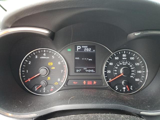 Photo 9 from auction – 2018 KIA FORTE LX with VIN 3KPFK4A79JE179221