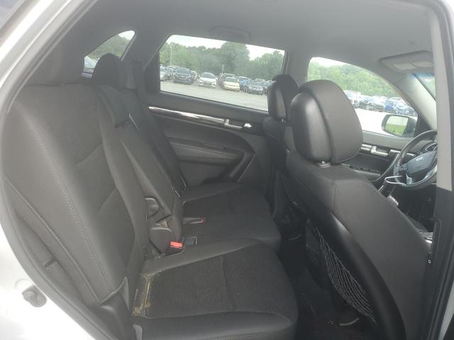 Photo 11 from auction – 2015 KIA SORENTO LX with VIN 5XYKT4A76FG600253