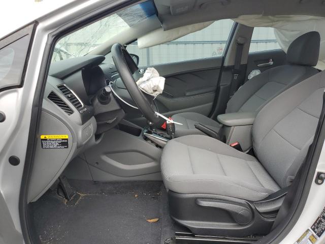 Photo 7 from auction – 2018 KIA FORTE LX with VIN 3KPFK4A79JE179221