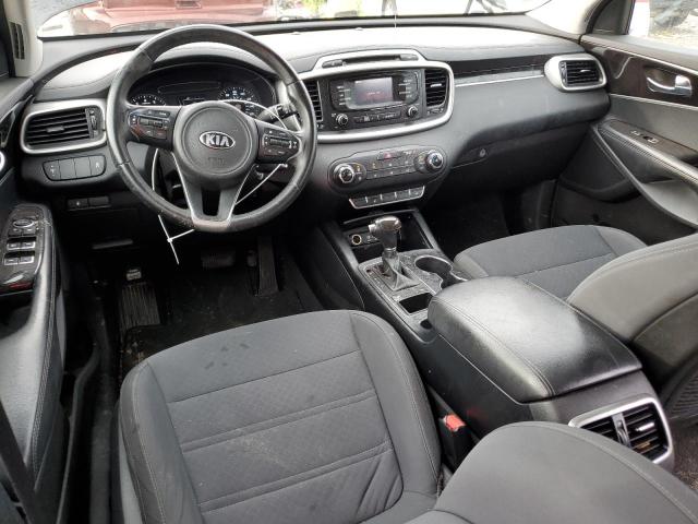 Photo 8 from auction – 2016 KIA SORENTO LX with VIN 5XYPG4A32GG042362