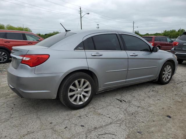 Photo 3 from auction – 2013 CHRYSLER 200 TOURIN with VIN 1C3CCBBG7DN678672