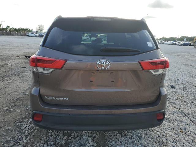 Photo 6 from auction – 2018 TOYOTA HIGHLANDER with VIN 5TDZZRFH7JS260697