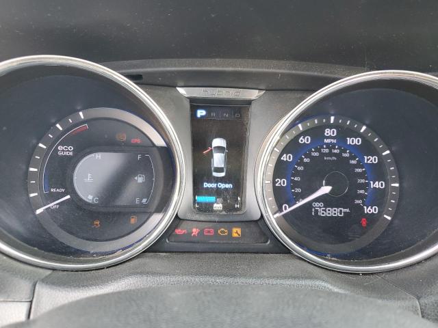 Photo 9 from auction – 2012 HYUNDAI SONATA HYB with VIN KMHEC4A46CA058047