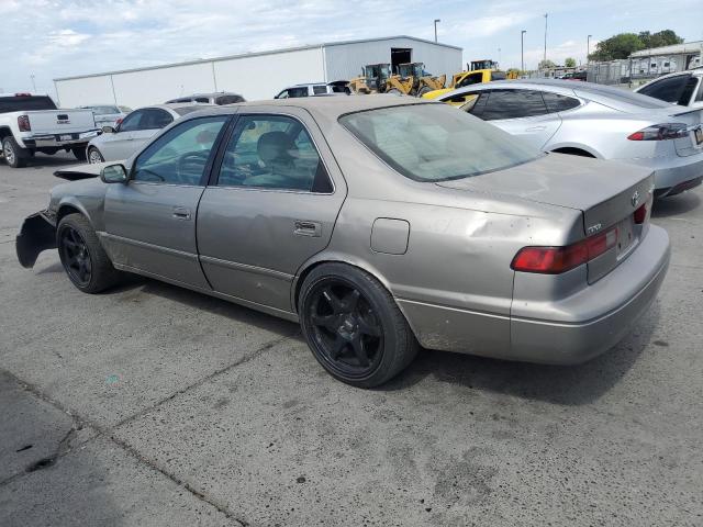Photo 2 from auction – 1997 TOYOTA CAMRY CE with VIN 4T1BG22K7VU084957