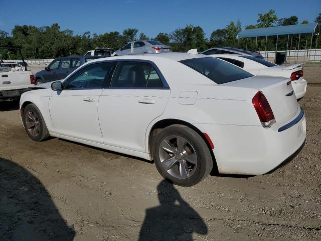 Photo 2 from auction – 2017 CHRYSLER 300 LIMITE with VIN 2C3CCAAG9HH603627