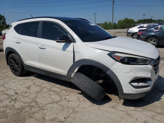 Photo 4 from auction – 2017 HYUNDAI TUCSON LIM with VIN KM8J3CA22HU537837