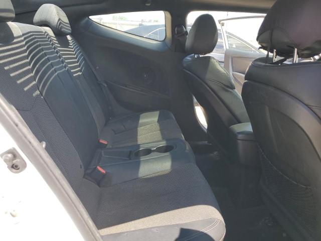 Photo 10 from auction – 2016 HYUNDAI VELOSTER with VIN KMHTC6AD8GU260380