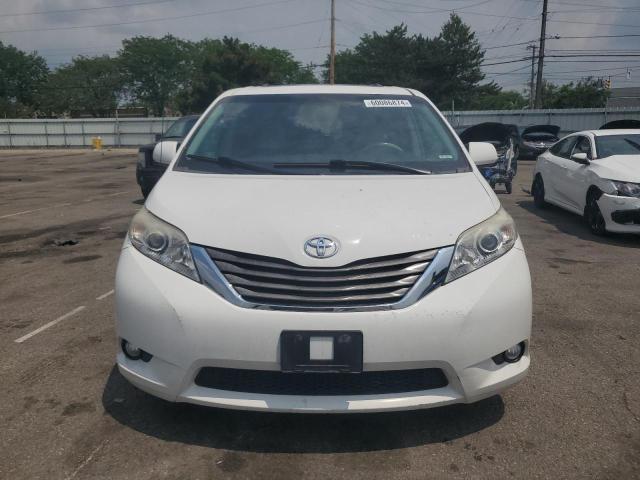 Photo 5 from auction – 2014 TOYOTA SIENNA XLE with VIN 5TDYK3DC9ES487254