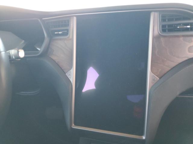 Photo 9 from auction – 2019 TESLA MODEL X with VIN 5YJXCDE21KF203877