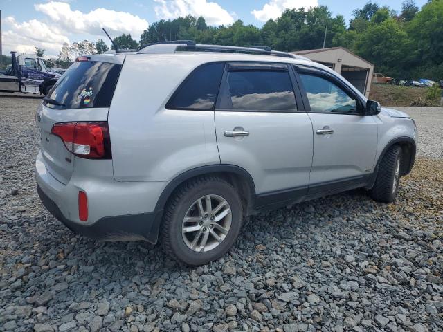 Photo 3 from auction – 2014 KIA SORENTO LX with VIN 5XYKTDA60EG500896