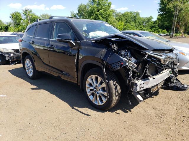 Photo 4 from auction – 2022 TOYOTA HIGHLANDER with VIN 5TDDZRBH7NS226975