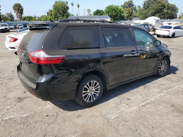 Photo 3 from auction – 2020 TOYOTA SIENNA XLE with VIN 5TDYZ3DC7LS049552