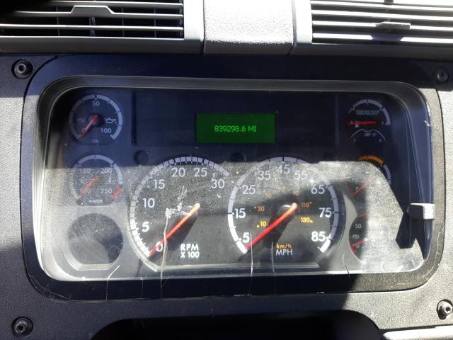 Photo 8 from auction – 2018 FREIGHTLINER CASCADIA 1 with VIN 3AKJGLDR0JSHV1318