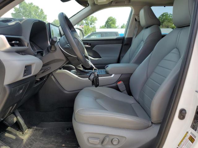 Photo 7 from auction – 2021 TOYOTA HIGHLANDER with VIN 5TDHZRBH7MS103984