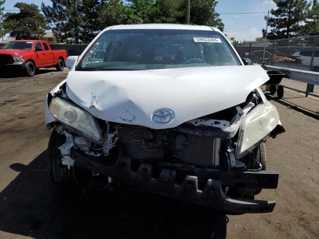 Photo 5 from auction – 2013 TOYOTA SIENNA XLE with VIN 5TDDK3DC9DS066552