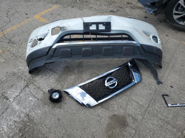 Photo 13 from auction – 2014 NISSAN PATHFINDER with VIN 5N1AR2MM3EC709784