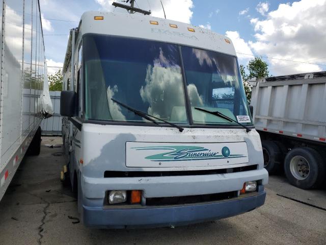 WINNEBAGO WINNEBAGO 1997 with VIN 1GBLP37J1T3313784 - Photo from auction