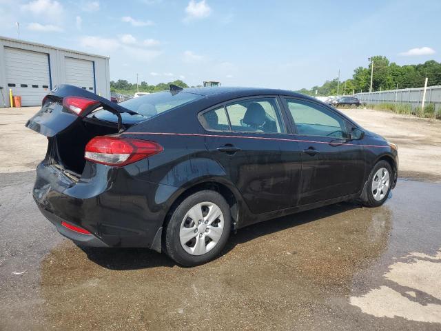 Photo 3 from auction – 2017 KIA FORTE LX with VIN 3KPFK4A70HE062590