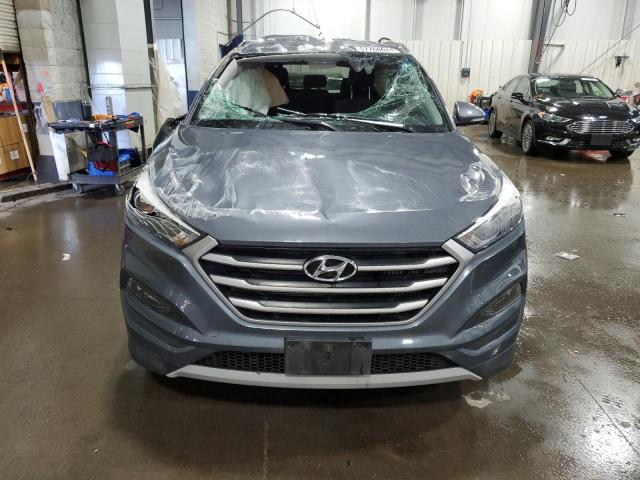 Photo 5 from auction – 2017 HYUNDAI TUCSON LIM with VIN KM8J33A26HU332697