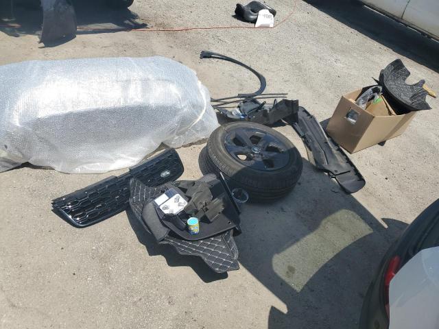 Photo 13 from auction – 2023 LAND ROVER DISCOVERY with VIN SALCJ2FX8PH914396