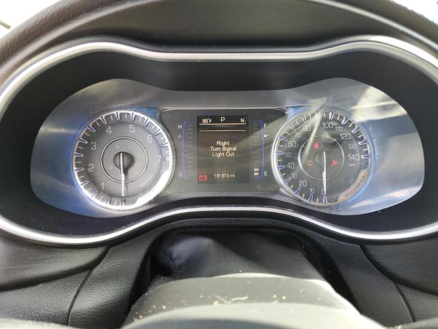 Photo 9 from auction – 2015 CHRYSLER 200 LIMITE with VIN 1C3CCCAB9FN670247