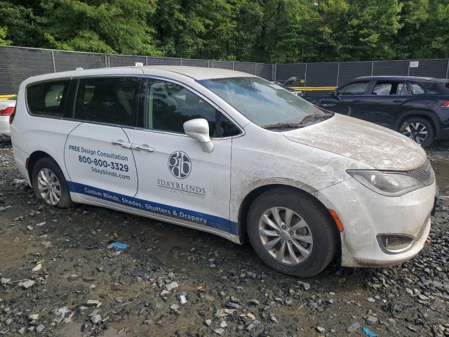 Photo 4 from auction – 2019 CHRYSLER PACIFICA T with VIN 2C4RC1FGXKR720682