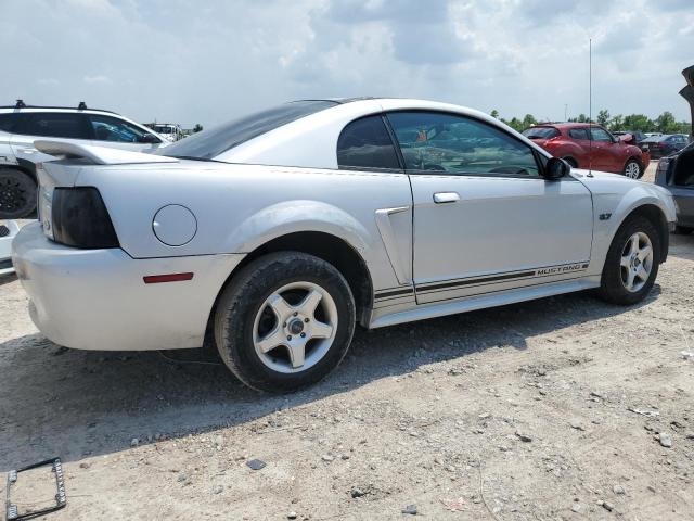 Photo 3 from auction – 2000 FORD MUSTANG with VIN 1FAFP4045YF305430