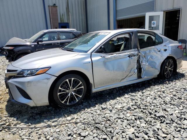 TOYOTA CAMRY SE 2020 with VIN 4T1J31AK2LU015321 - Photo from auction