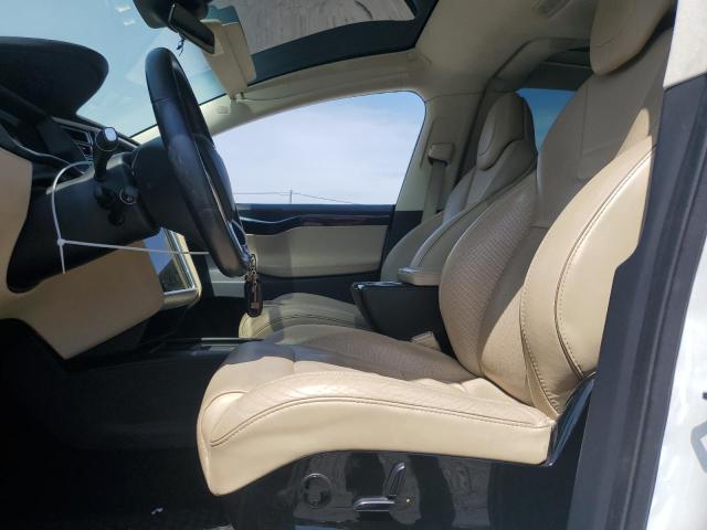 Photo 7 from auction – 2016 TESLA MODEL X with VIN 5YJXCBE28GF023730