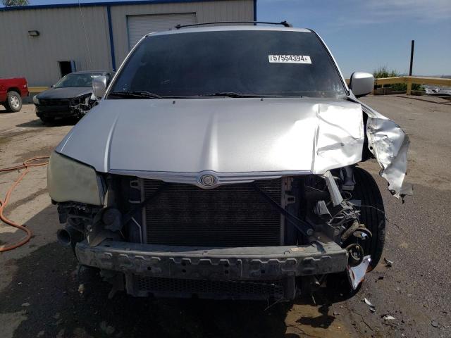 Photo 5 from auction – 2010 CHRYSLER TOWN & COU with VIN 2A4RR5D1XAR491823