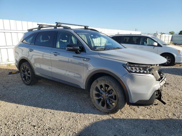 Photo 4 from auction – 2022 KIA SORENTO EX with VIN 5XYRHDLF7NG103523