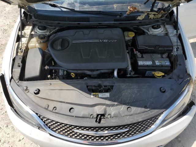 Photo 11 from auction – 2015 CHRYSLER 200 C with VIN 1C3CCCEG5FN567381