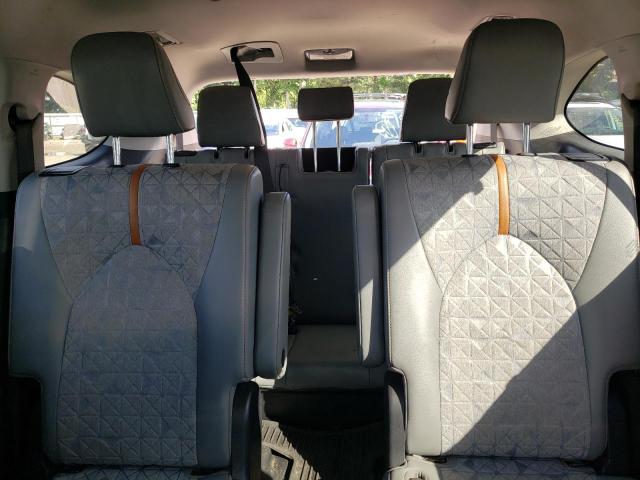 Photo 10 from auction – 2022 TOYOTA HIGHLANDER with VIN 5TDABRCH0NS549240