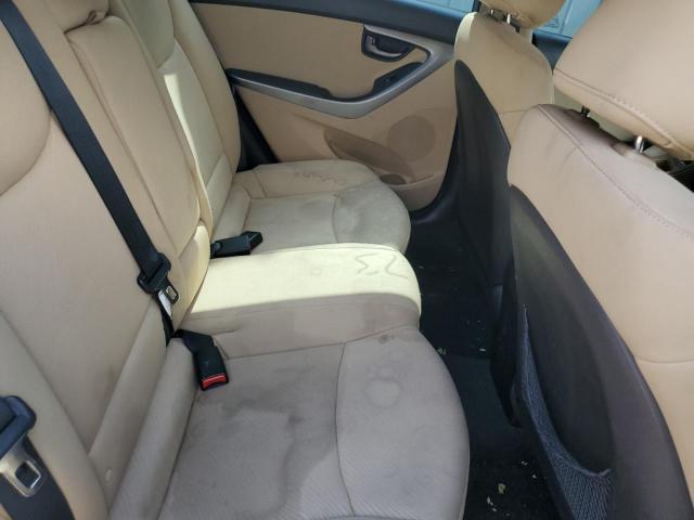 Photo 10 from auction – 2012 HYUNDAI ELANTRA GL with VIN 5NPDH4AE2CH062079