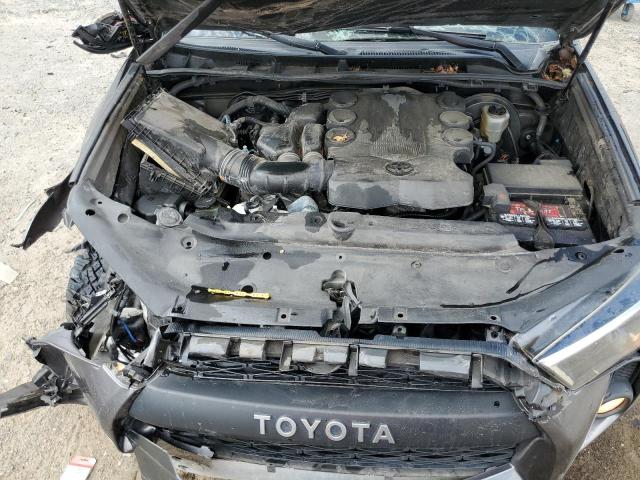 Photo 12 from auction – 2017 TOYOTA 4RUNNER SR with VIN JTEZU5JR5H5162738